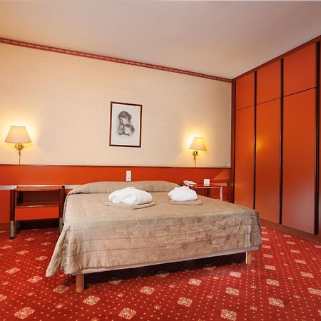 Hotel Savoia Thermae & Spa (Adults Only) Abano Terme Exterior photo