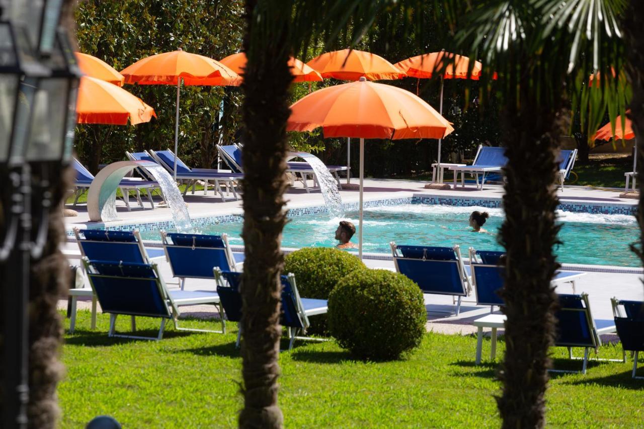 Hotel Savoia Thermae & Spa (Adults Only) Abano Terme Exterior photo